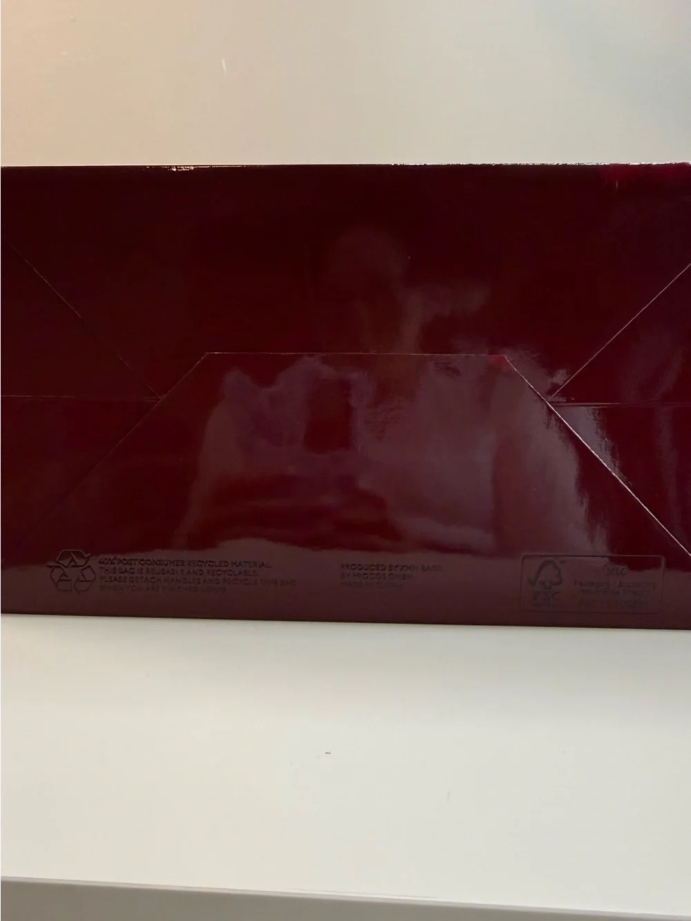 Gucci Large Burgundy Glossy Shopping Bag + Matching Card Envelope Packaging